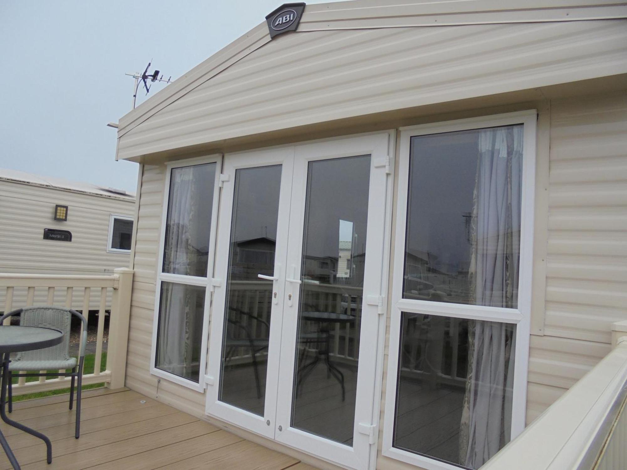 Kingfisher Merlin Iii 8 Berth Heated Holiday home Ingoldmells