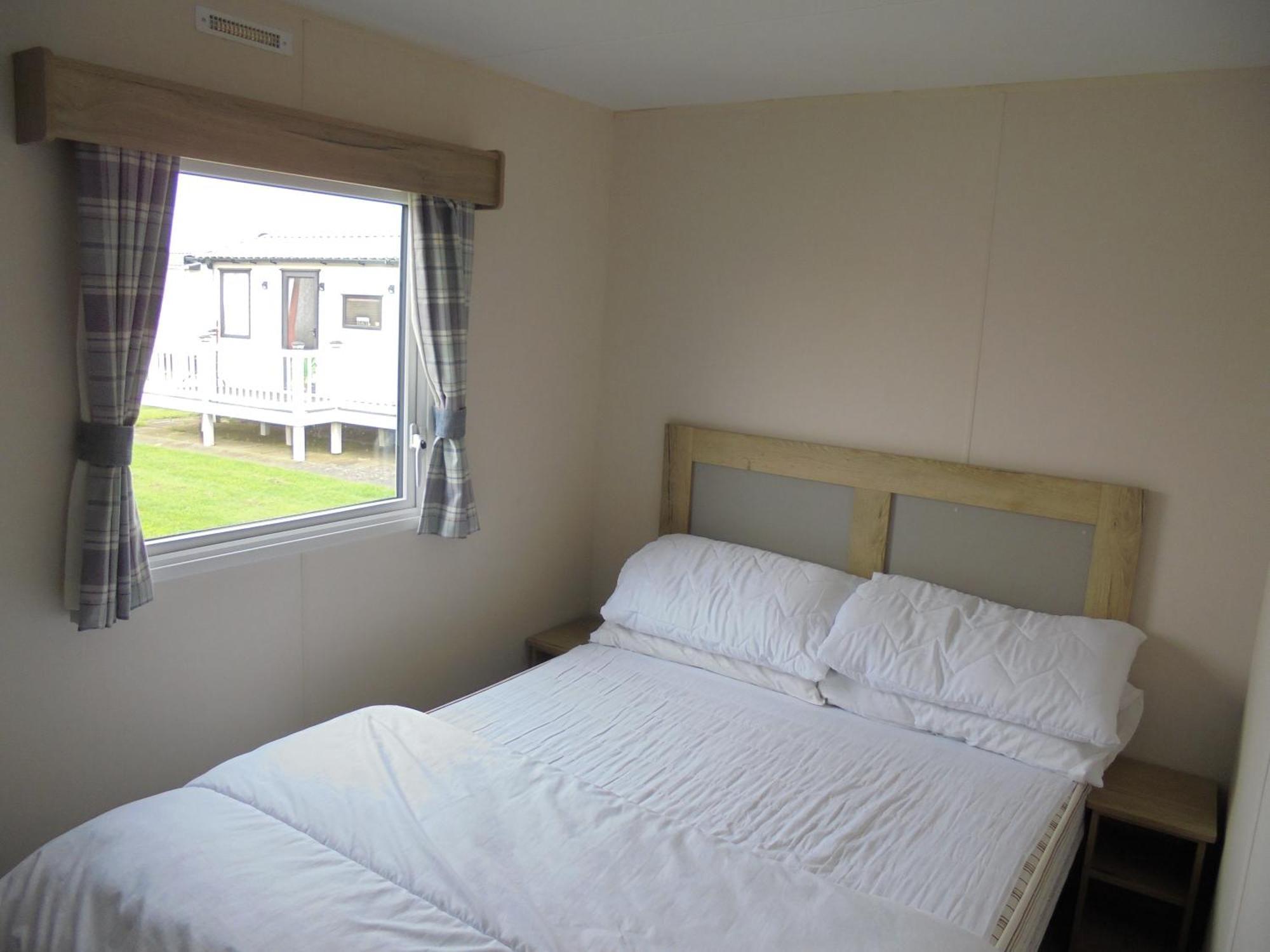 Kingfisher Merlin Iii 8 Berth Heated Holiday home *